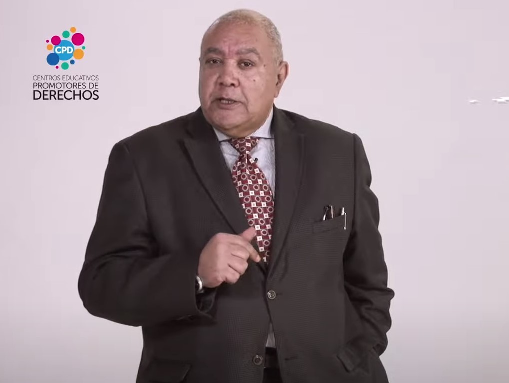 Romero Rodríguez, aborda el tema del racismo estructural.